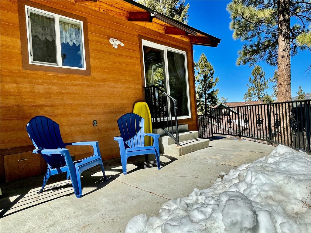 43399 Primrose Dr Property Photo 2