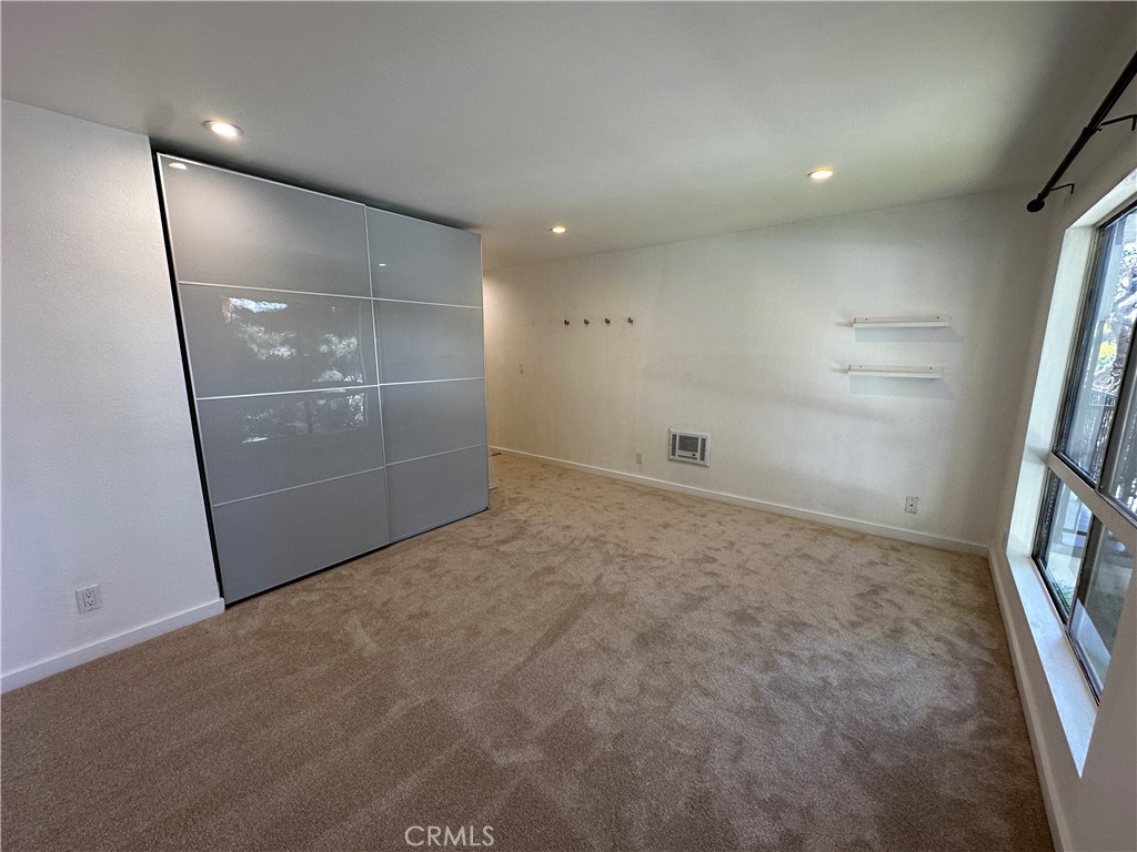 1222 N Olive Property Photo 7