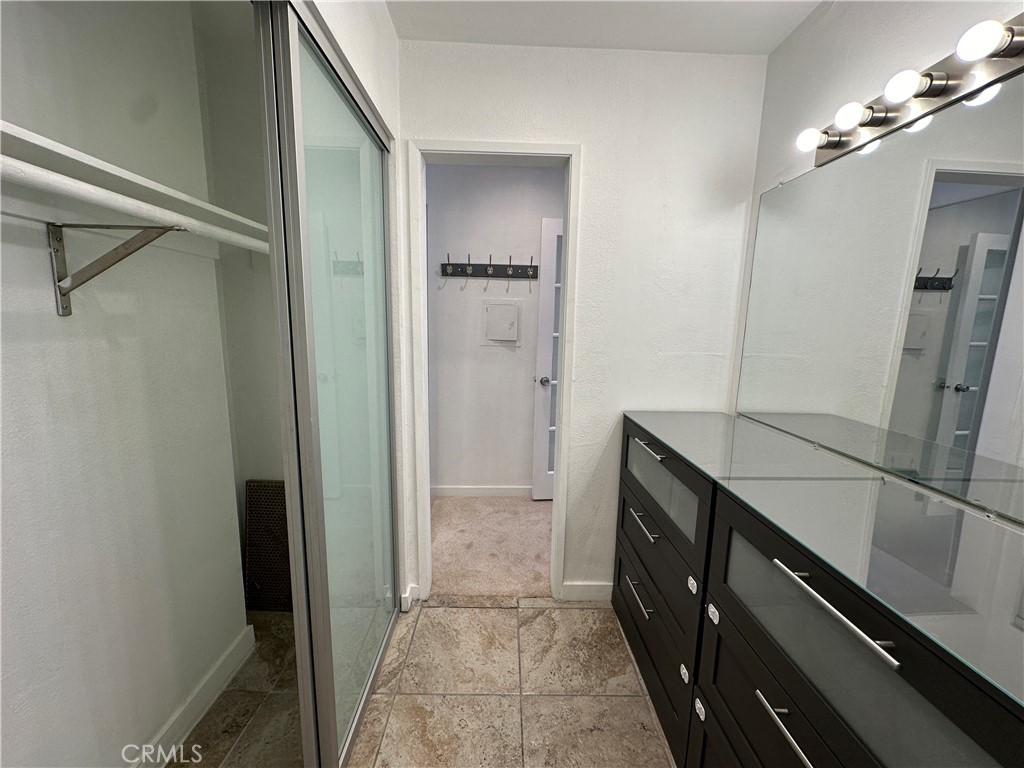 1222 N Olive Property Photo 10