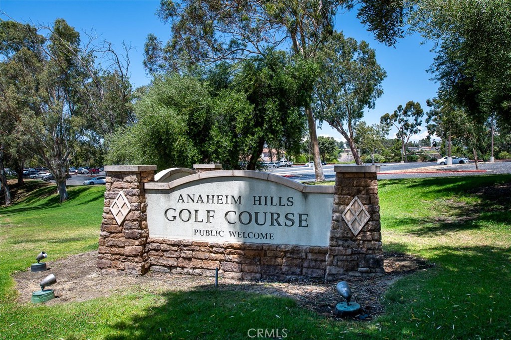 430 S Ranch View Circle 10 Property Photo 6