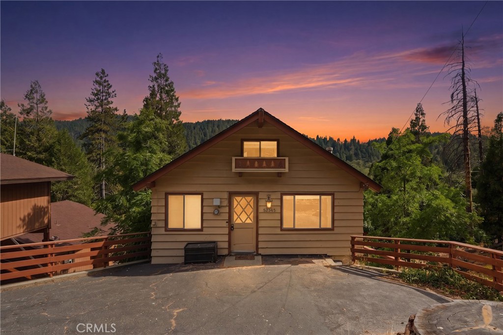 23755 Zuger Property Photo 1