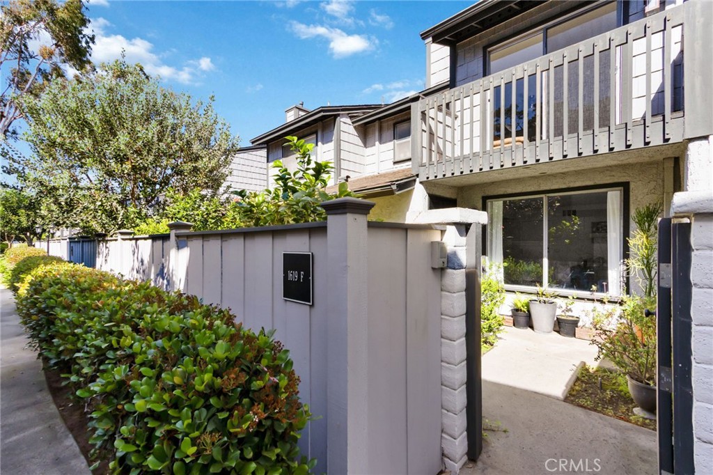 1619 242nd Place F Property Photo 1