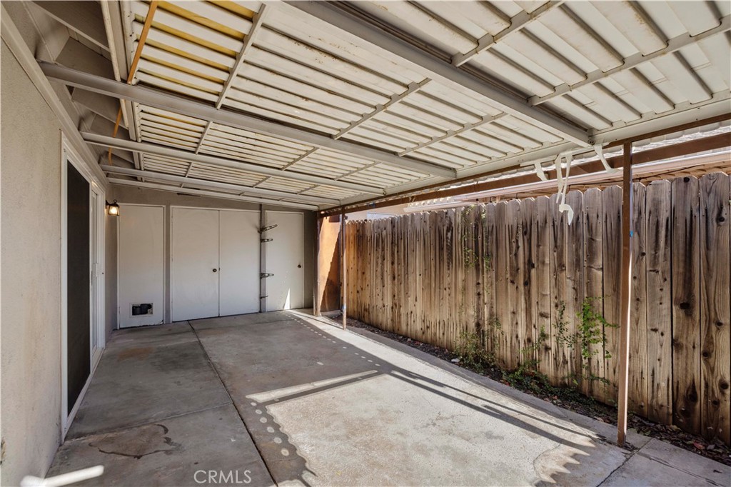 26824 Circle Of The Oaks Property Photo 33
