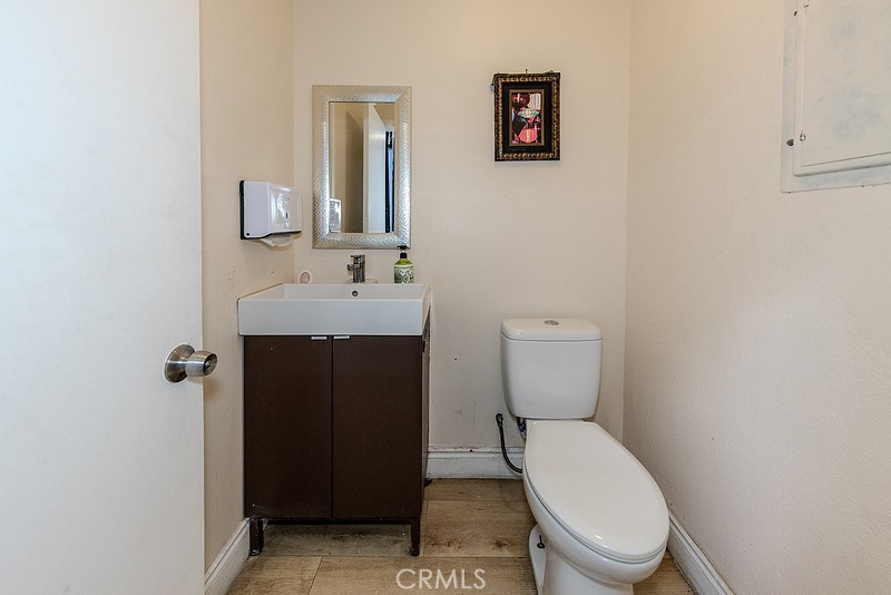 6912 Warner Avenue Property Photo 21