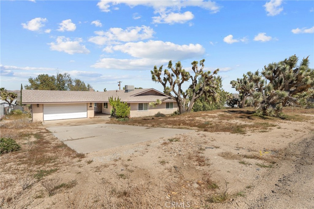 56620 Hidden Gold Drive Property Photo 3