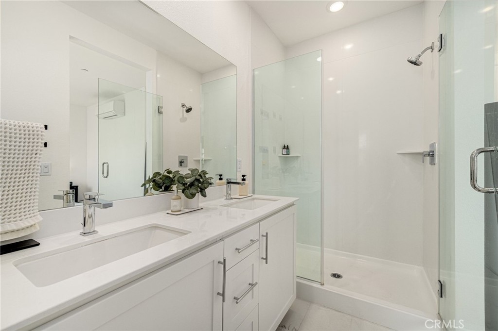 606 Dawson Property Photo 21