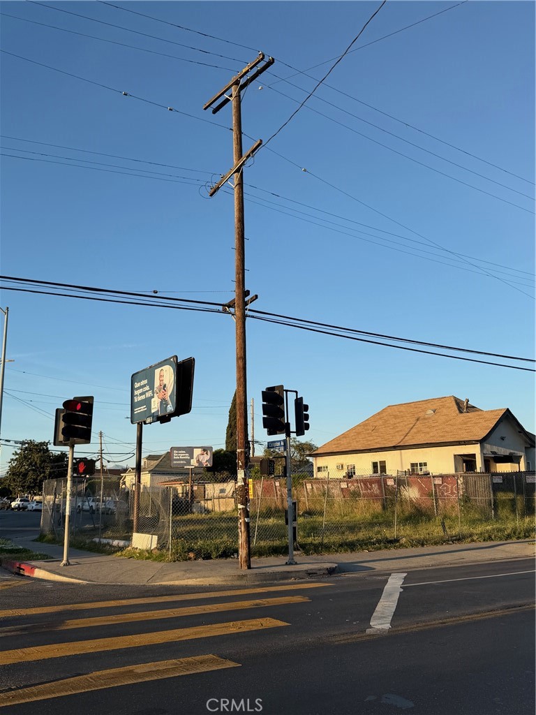 4366 Compton Ave Property Photo 1
