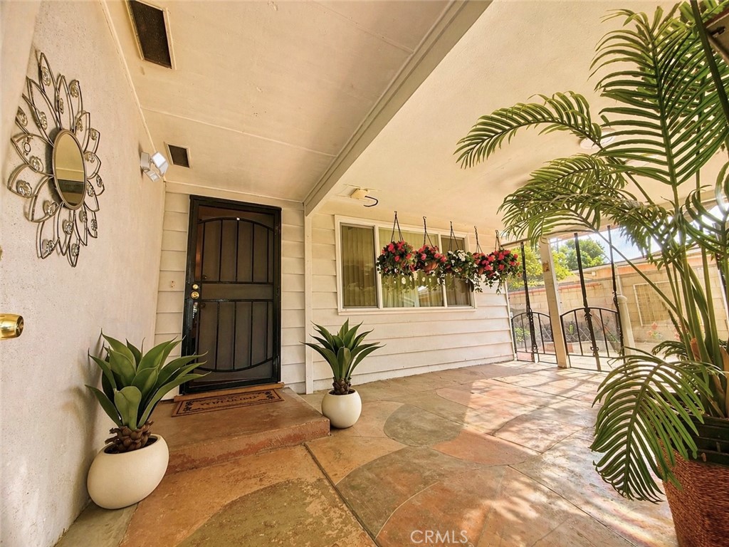1300 Mira Valle Property Photo 3