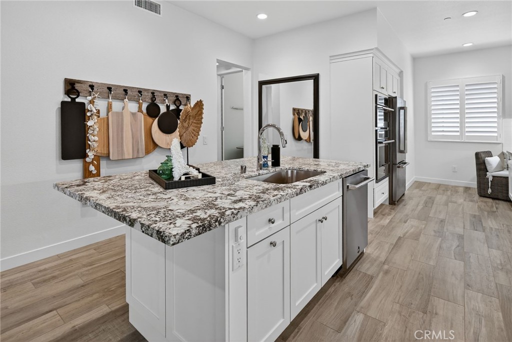 3446 Doheny Way Property Photo 21