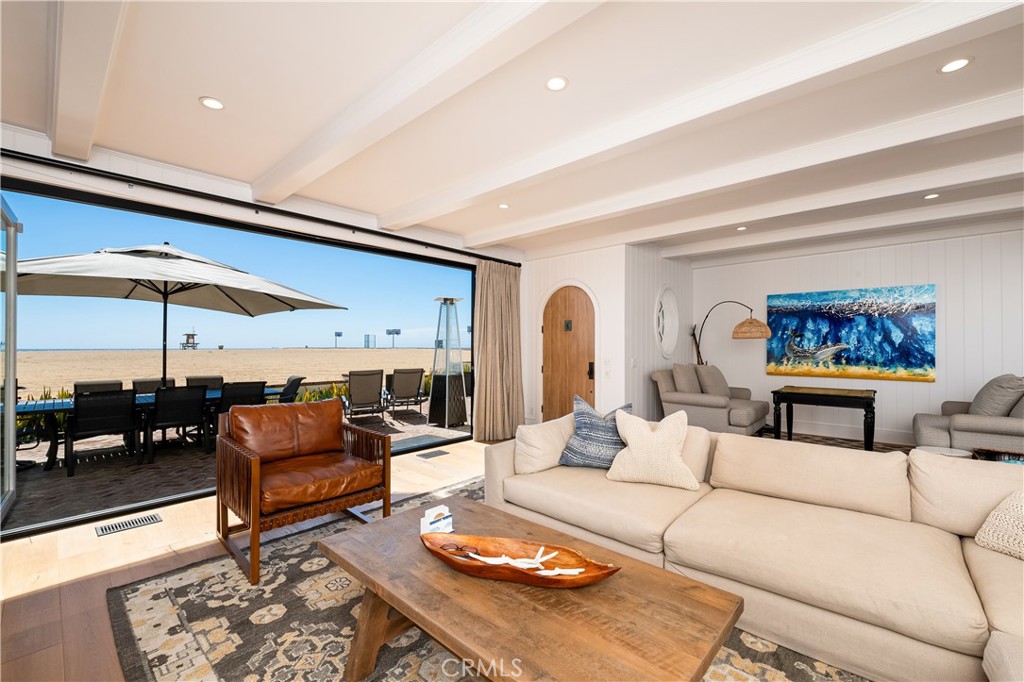 1228 W Oceanfront Property Photo 3