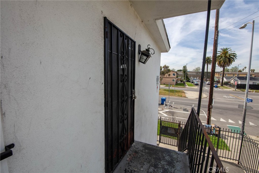 10500 S Broadway Property Photo 5