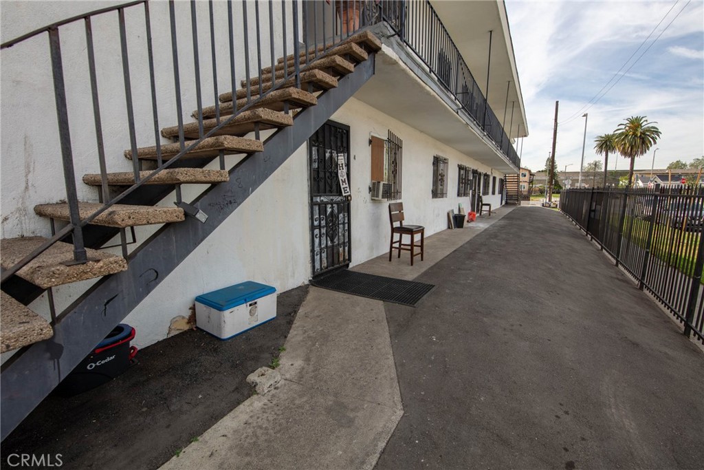 10500 S Broadway Property Photo 8