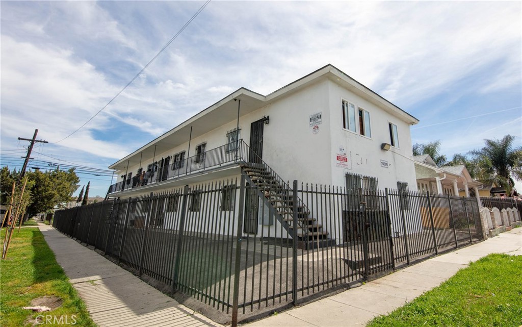 10500 S Broadway Property Photo 16