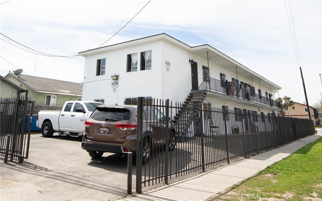10500 S Broadway Property Photo 20