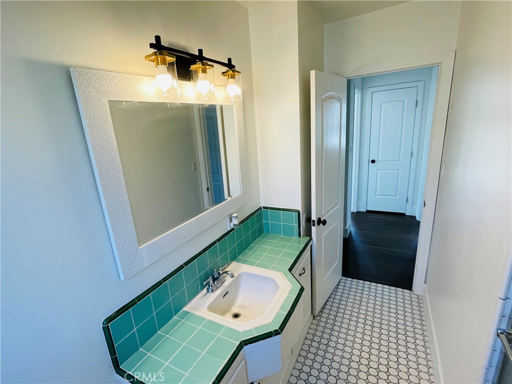 2221 Granada Property Photo 11
