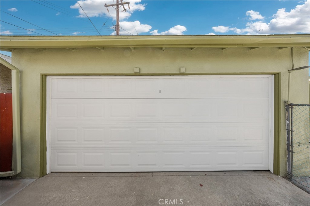 110 Rigsby Street Property Photo 32