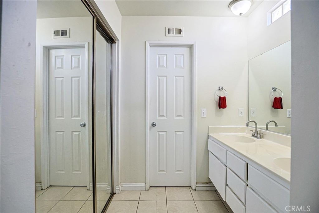 7912 2nd 4 Property Photo 10
