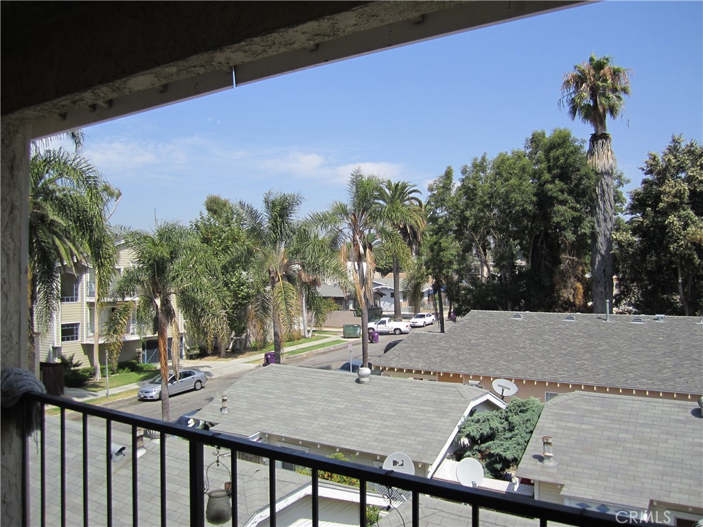 1414 Coronado 302 Property Photo 7