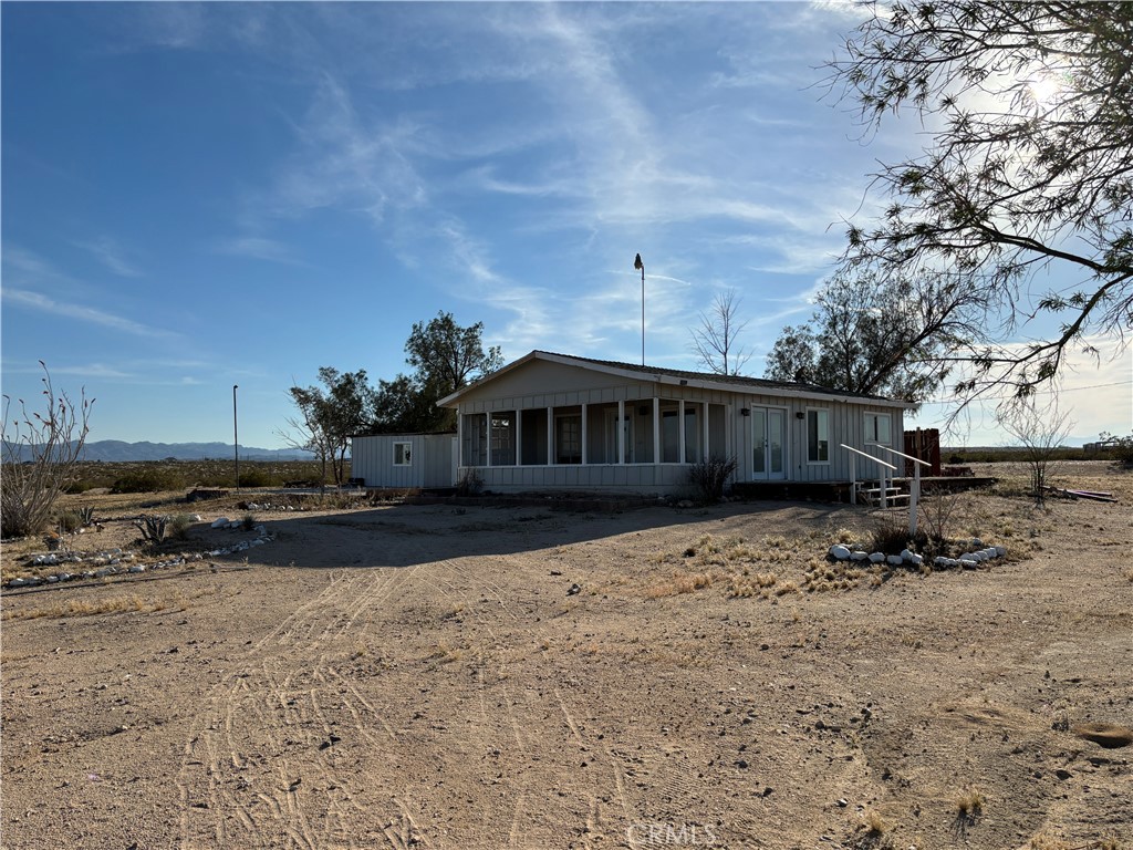 69561 Papoose Trail Property Photo 3