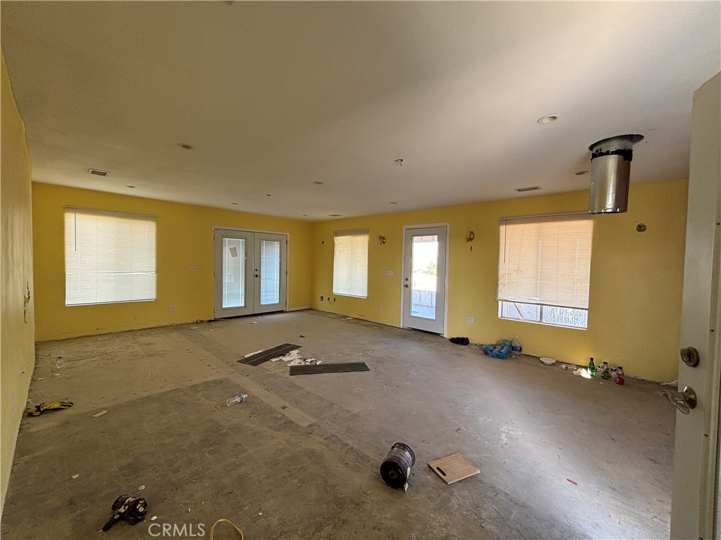 69561 Papoose Trail Property Photo 9