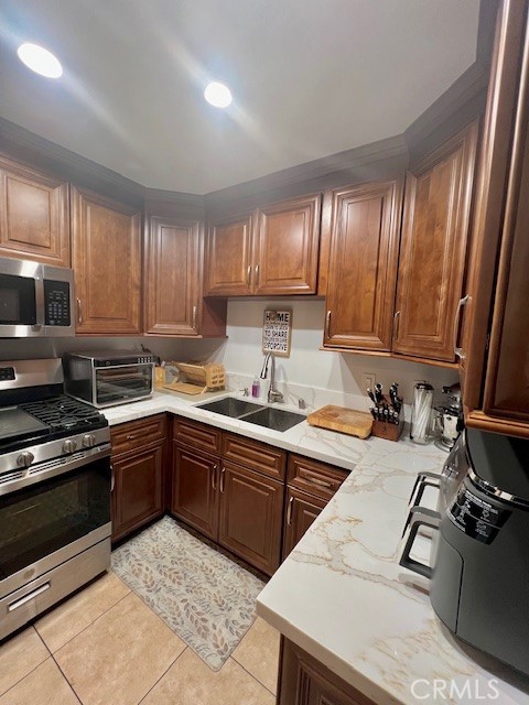 812 Inglewood Property Photo 42