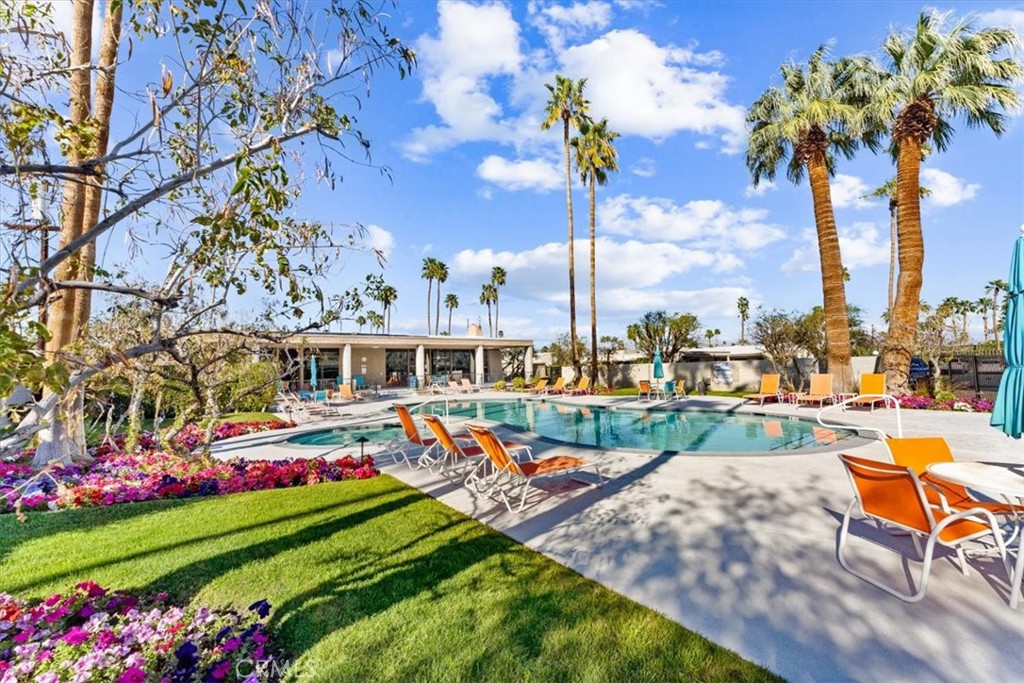 1111 E Ramon 87 Property Photo 43