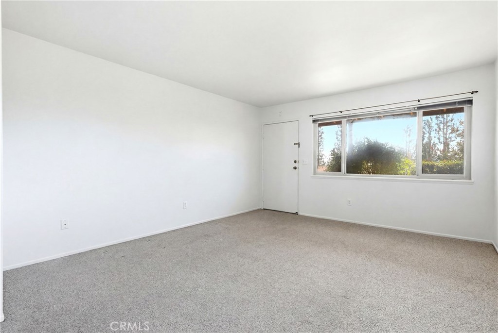 22757 Palm Avenue A Property Photo 6