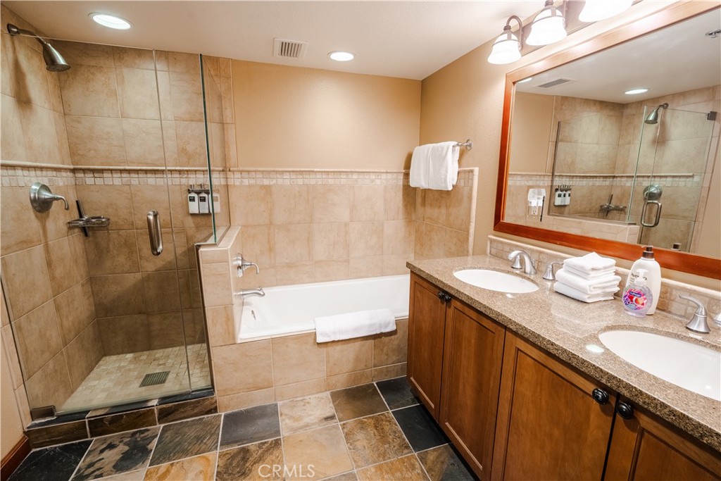 400 Resort Rd 834/836 Property Photo 30