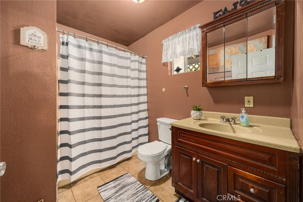 180 E 67th Street Property Photo 8