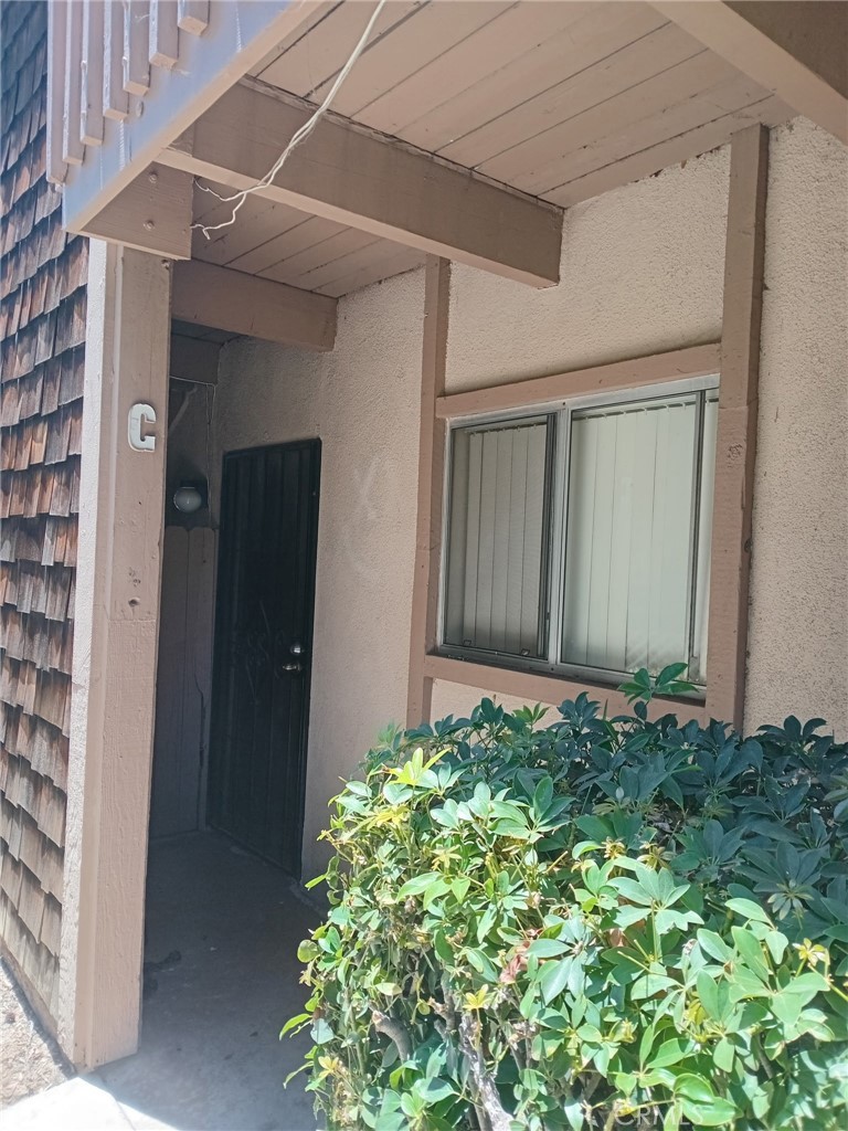 1008 Cabrillo Park C Property Photo 1
