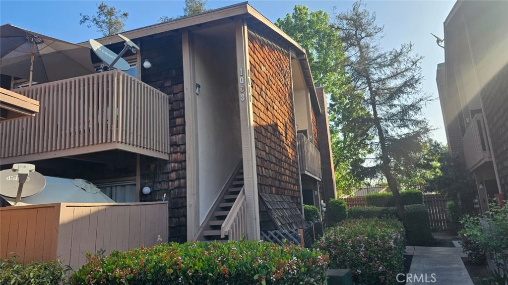 1008 Cabrillo Park C Property Photo 3