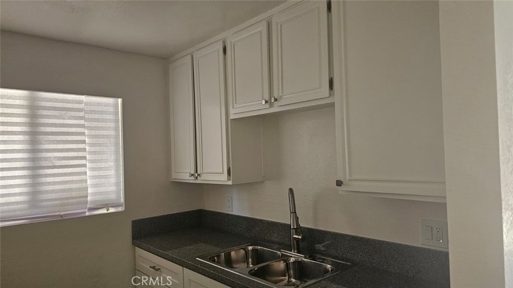 1008 Cabrillo Park C Property Photo 25
