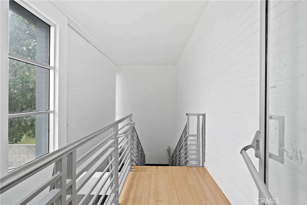 2215 N Broadway Property Photo 16