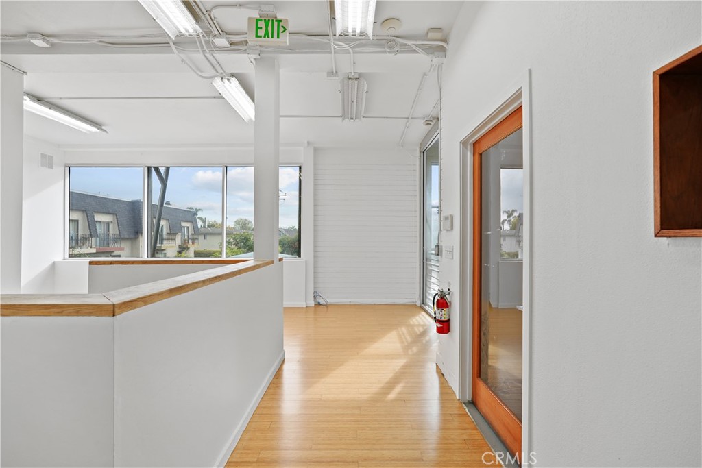 2215 N Broadway Property Photo 24