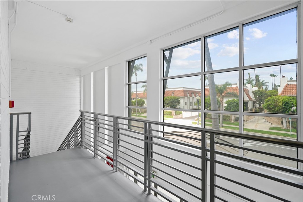 2215 N Broadway Property Photo 41