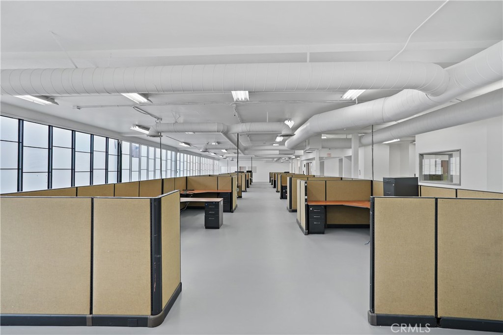 2215 N Broadway Property Photo 44