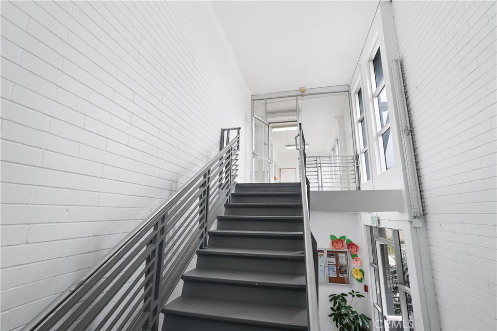 2215 N Broadway Property Photo 52