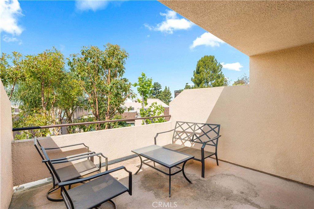 25761 Le Parc #68 Property Photo 1