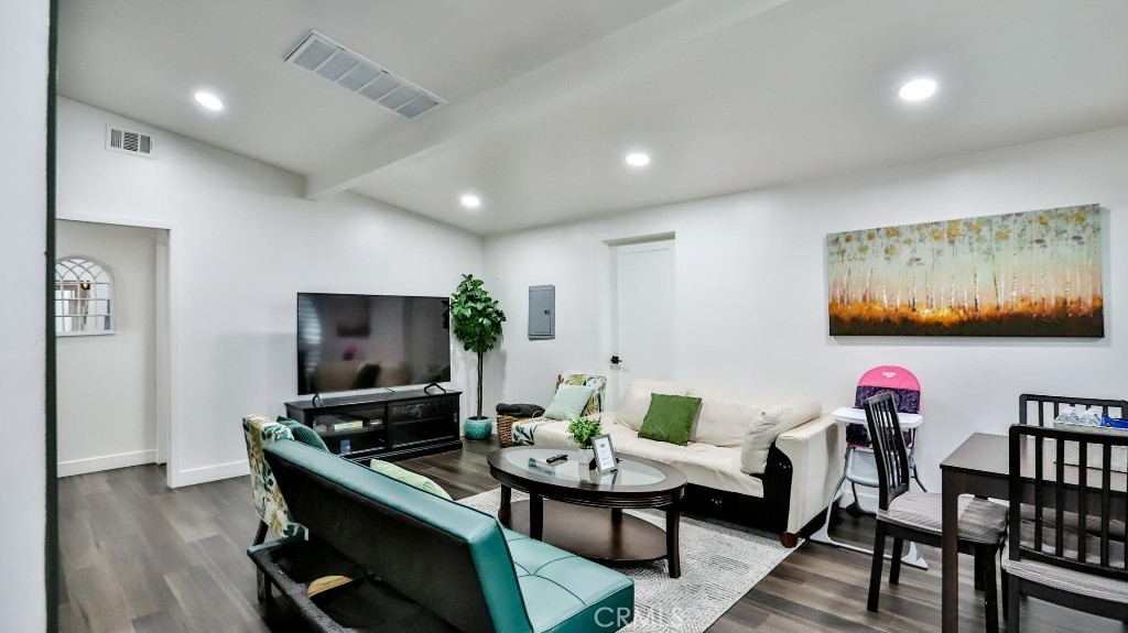 10301 Antigua Street Property Photo 4