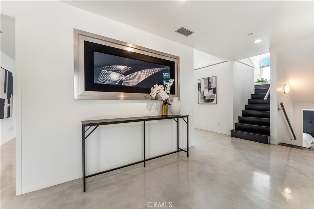 385 S Via Montanera Property Photo 10
