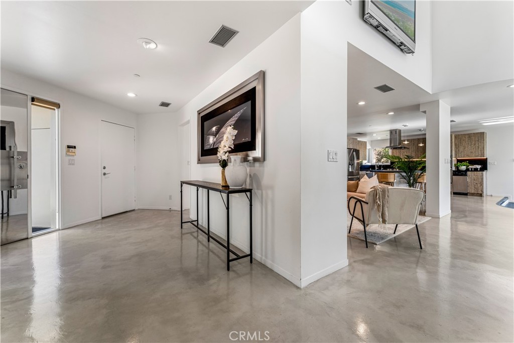 385 S Via Montanera Property Photo 11