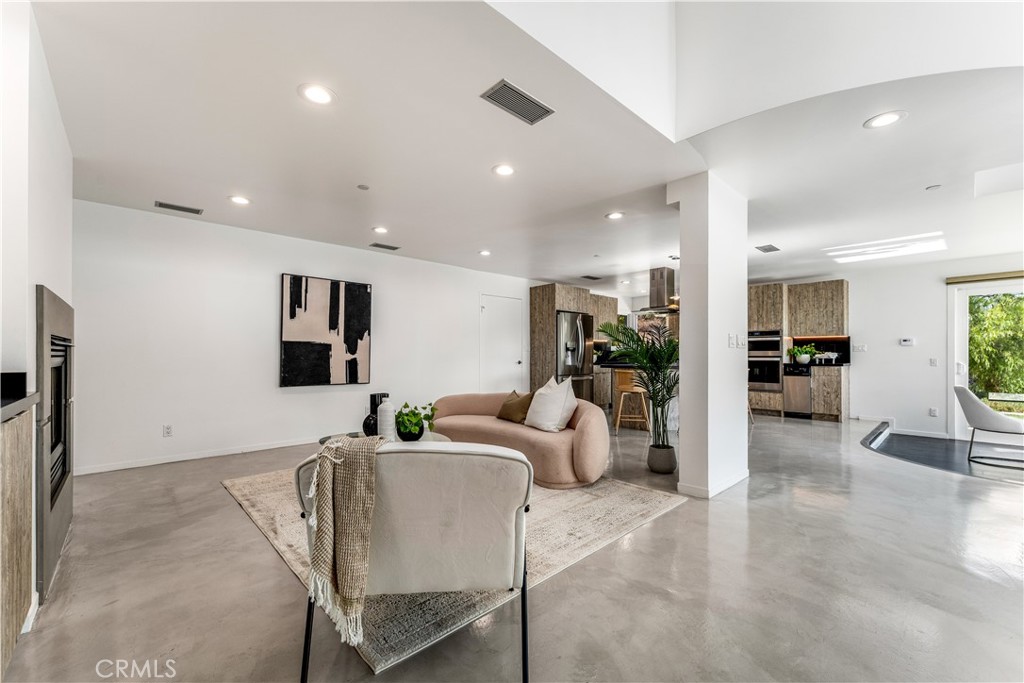 385 S Via Montanera Property Photo 12