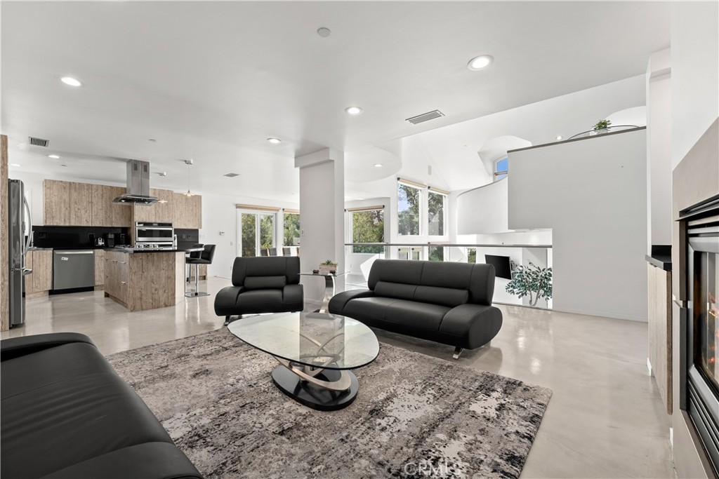 385 S Via Montanera Property Photo 15