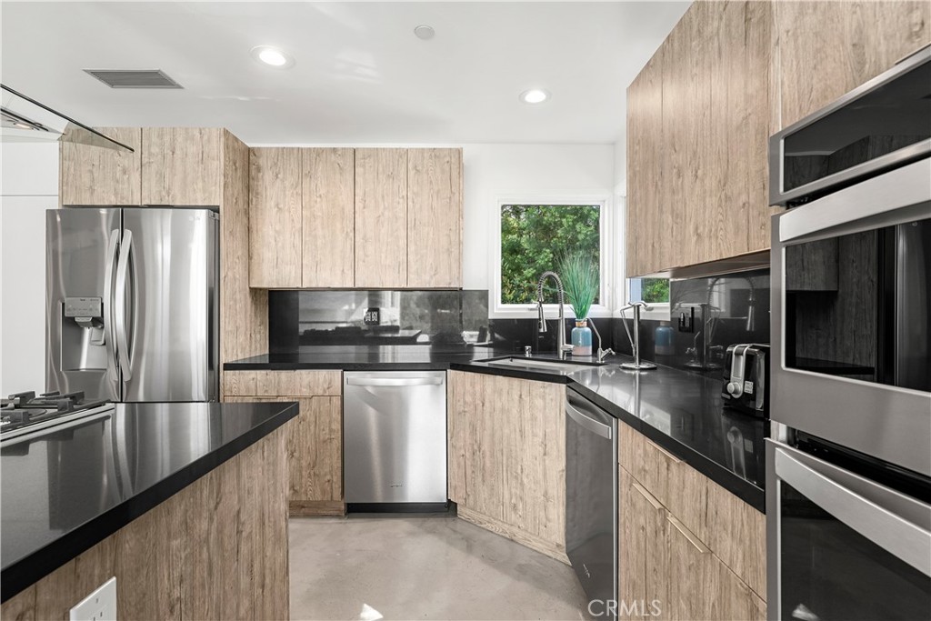 385 S Via Montanera Property Photo 18