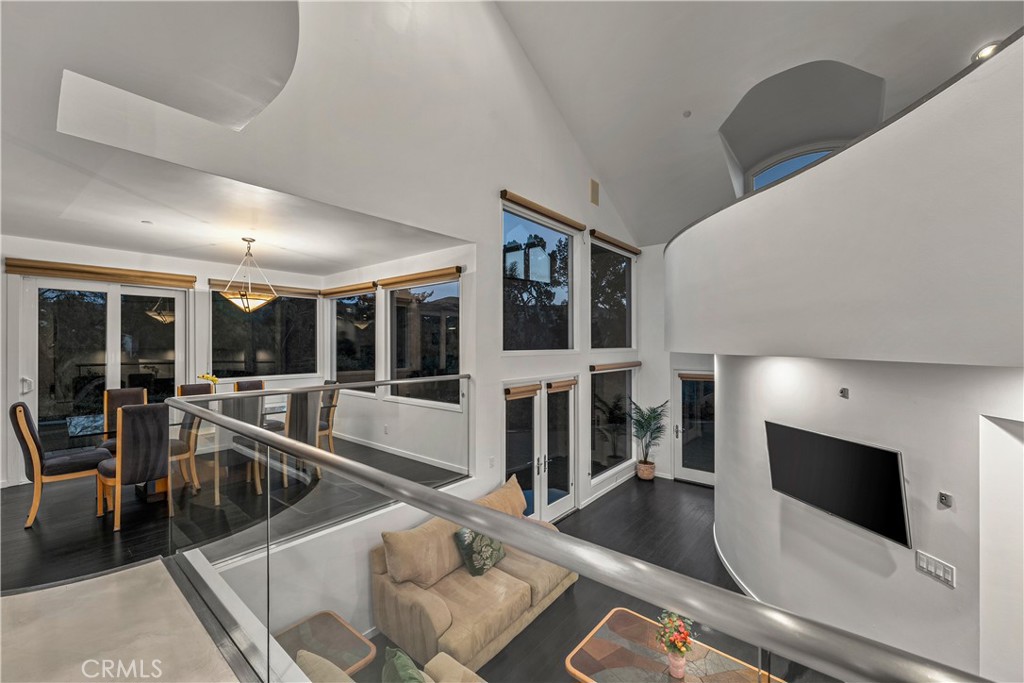 385 S Via Montanera Property Photo 25