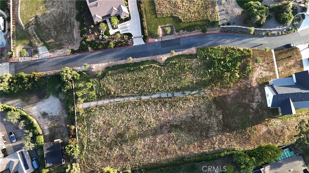 1940 Grey Rabbit Hollow Lane Property Photo 5
