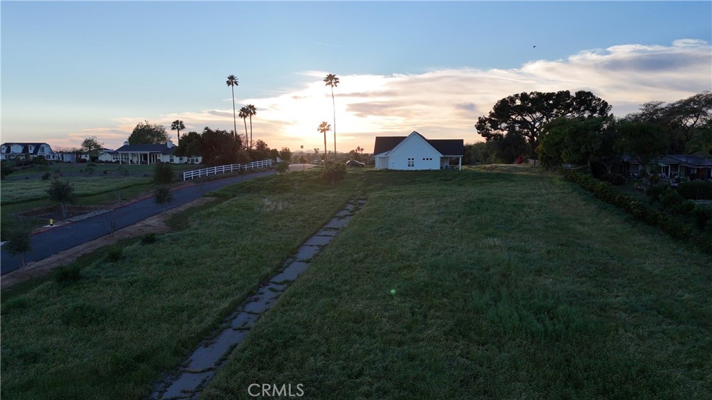 1940 Grey Rabbit Hollow Lane Property Photo 8