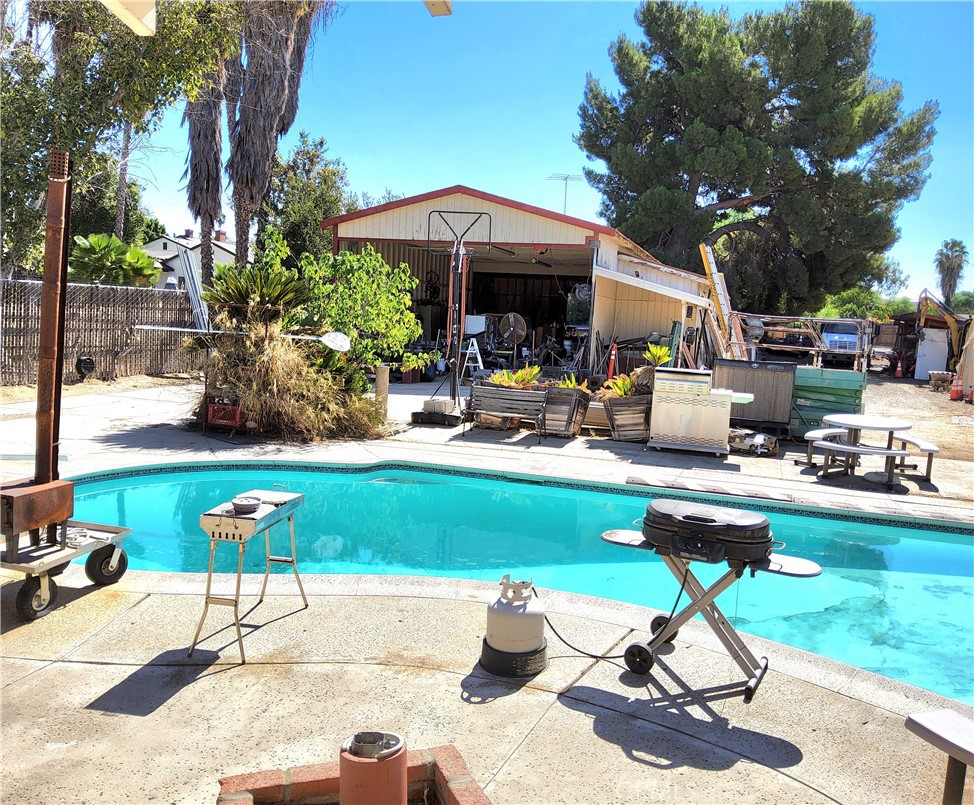 7334 Garden Property Photo 2
