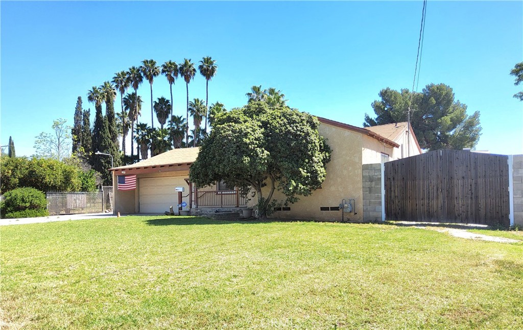 7334 Garden Property Photo 3