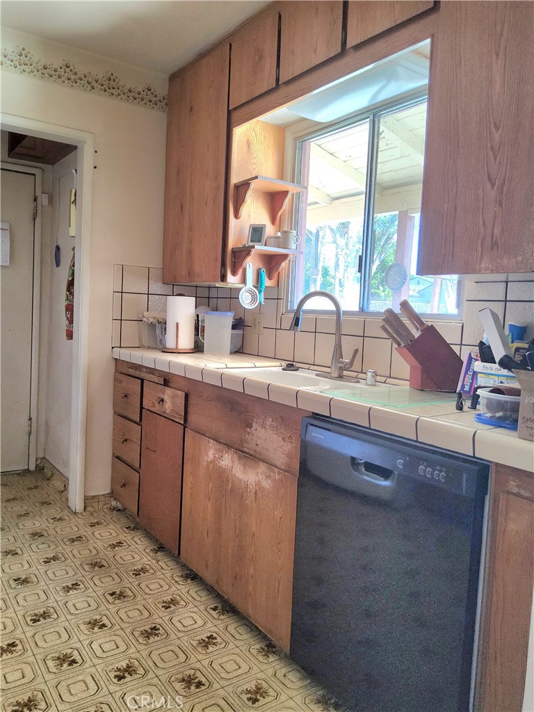 7334 Garden Property Photo 6